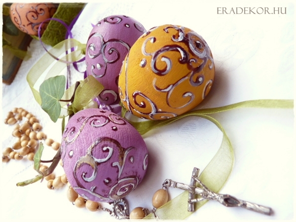 Antikolt húsvéti tojások vintage hangulatban