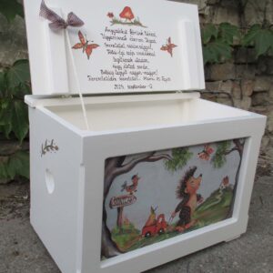 Festett névreszóló játéktároló láda - Mesés erdő sünivel